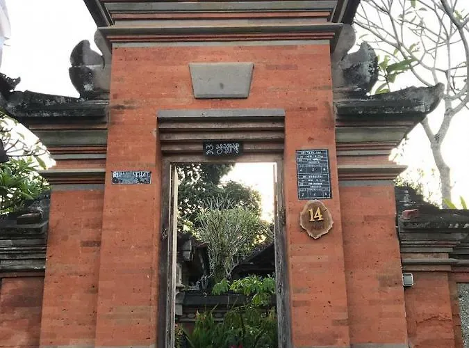 Semara Teges House