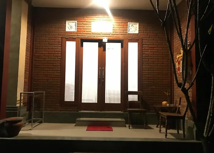 Semara Teges House